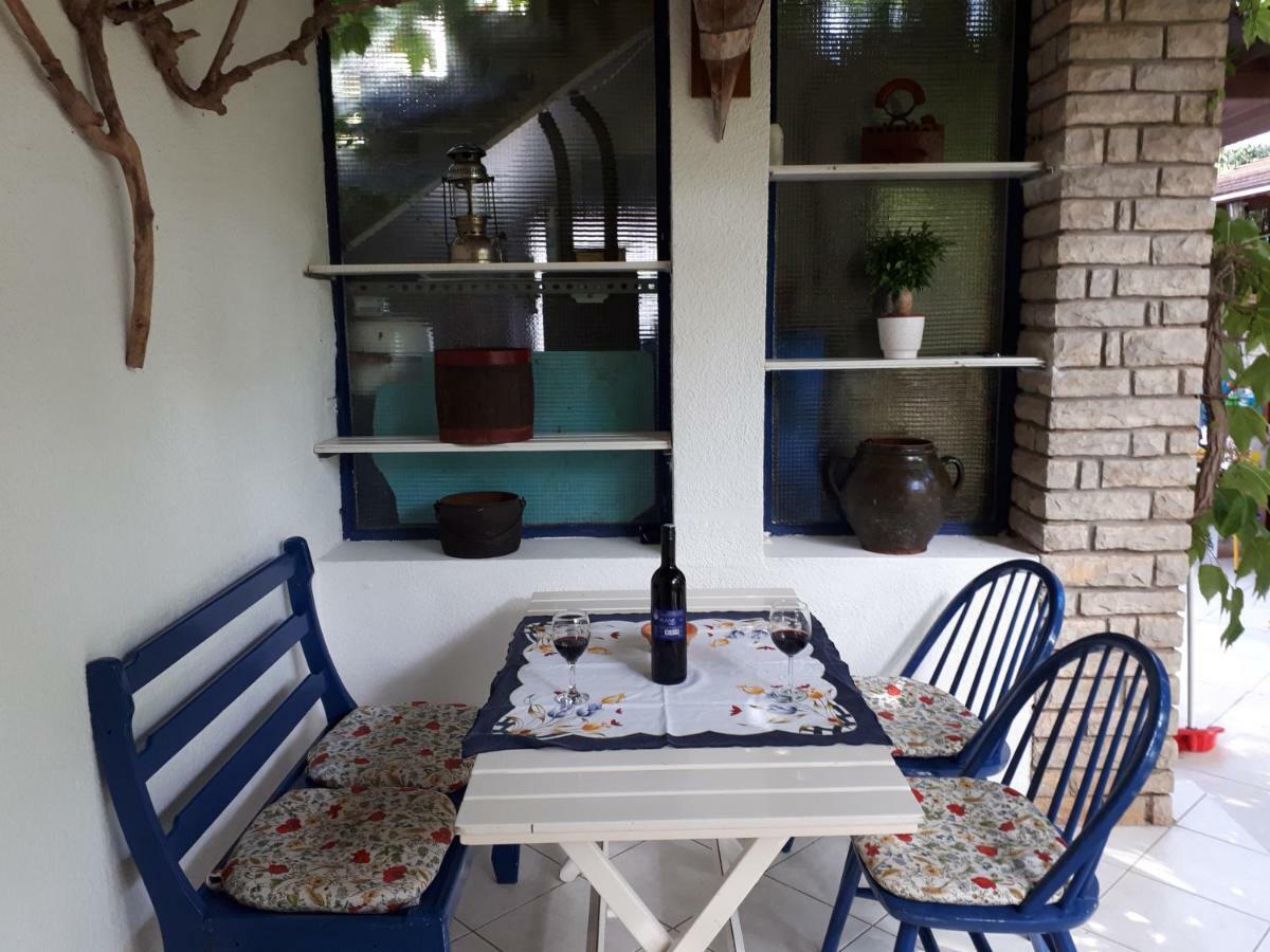 Apartmani Matas Petrčane Zewnętrze zdjęcie