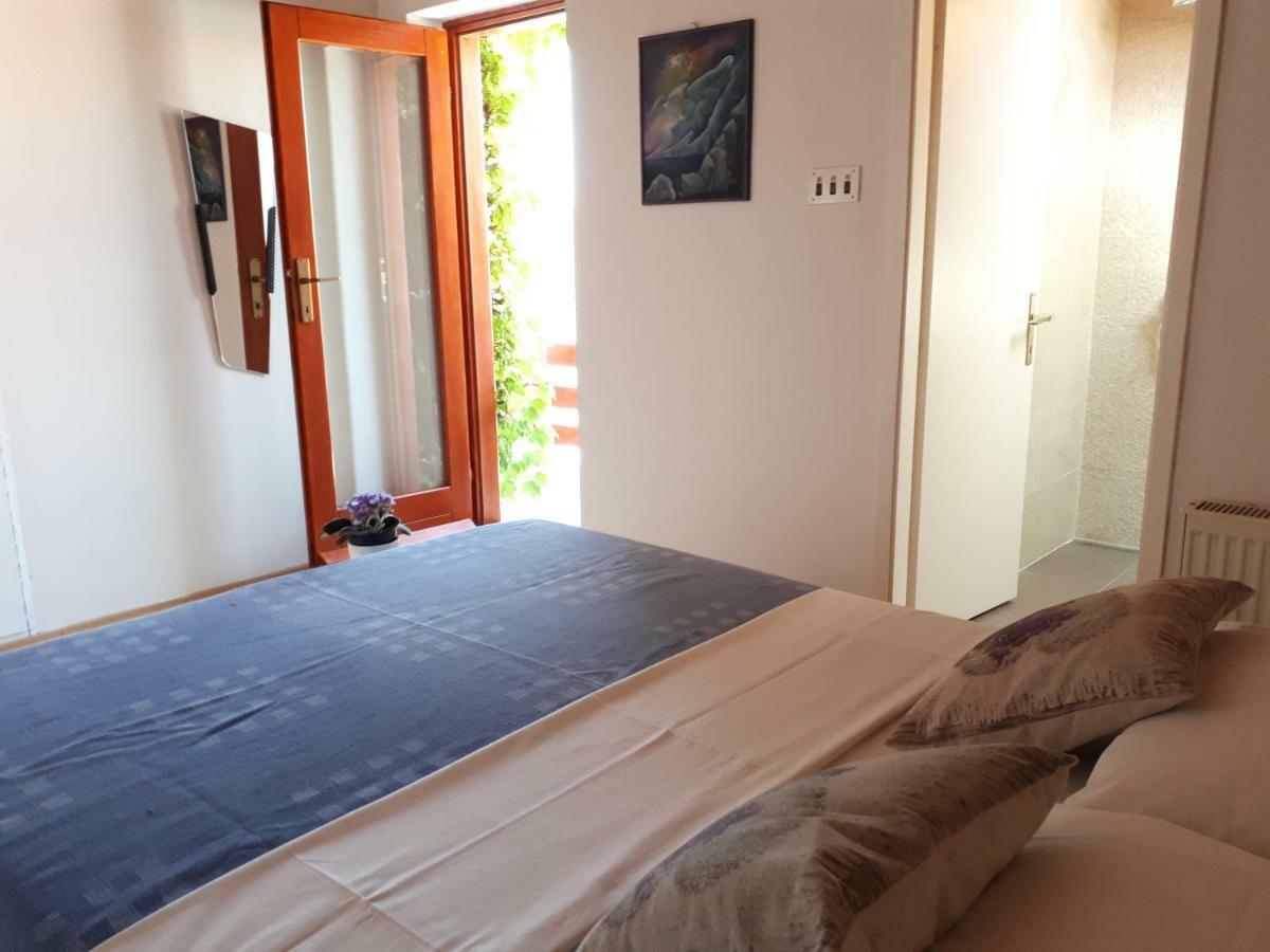 Apartmani Matas Petrčane Zewnętrze zdjęcie